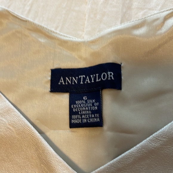 Ann Taylor shell tank - silk - Picture 6 of 10